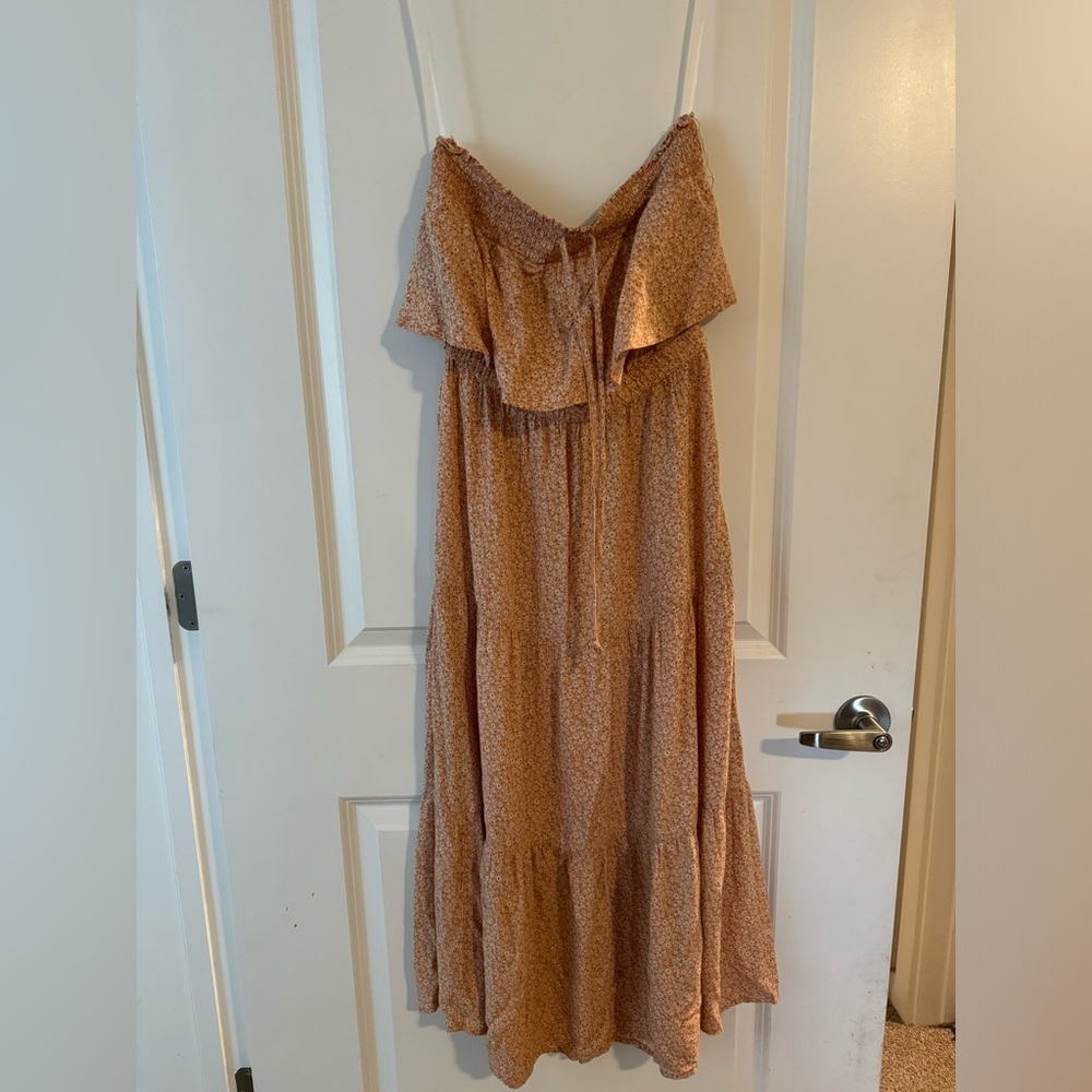 AE strapless dress, new without tags